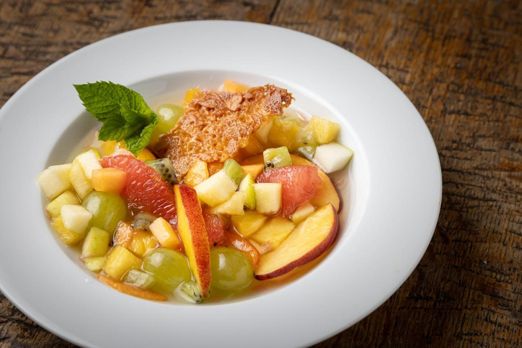 Hotel-Restaurant Logis L'Aubrac ラギオール エクステリア 写真