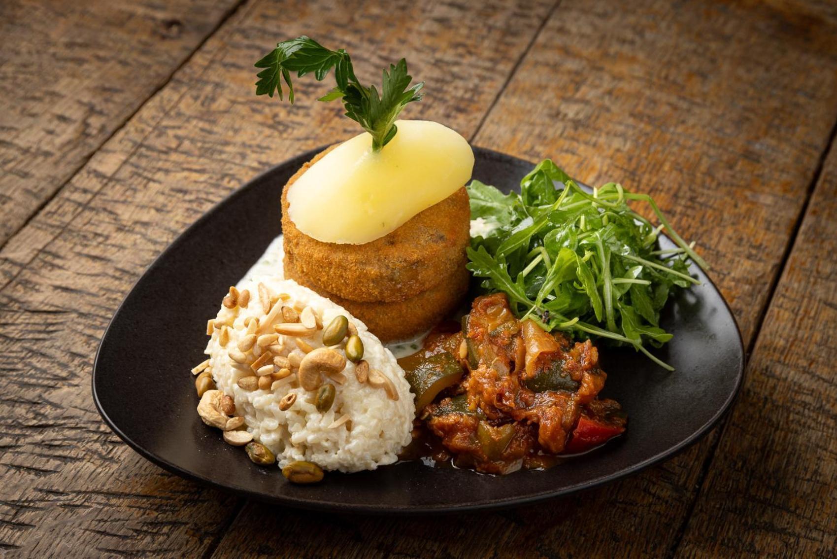 Hotel-Restaurant Logis L'Aubrac ラギオール エクステリア 写真