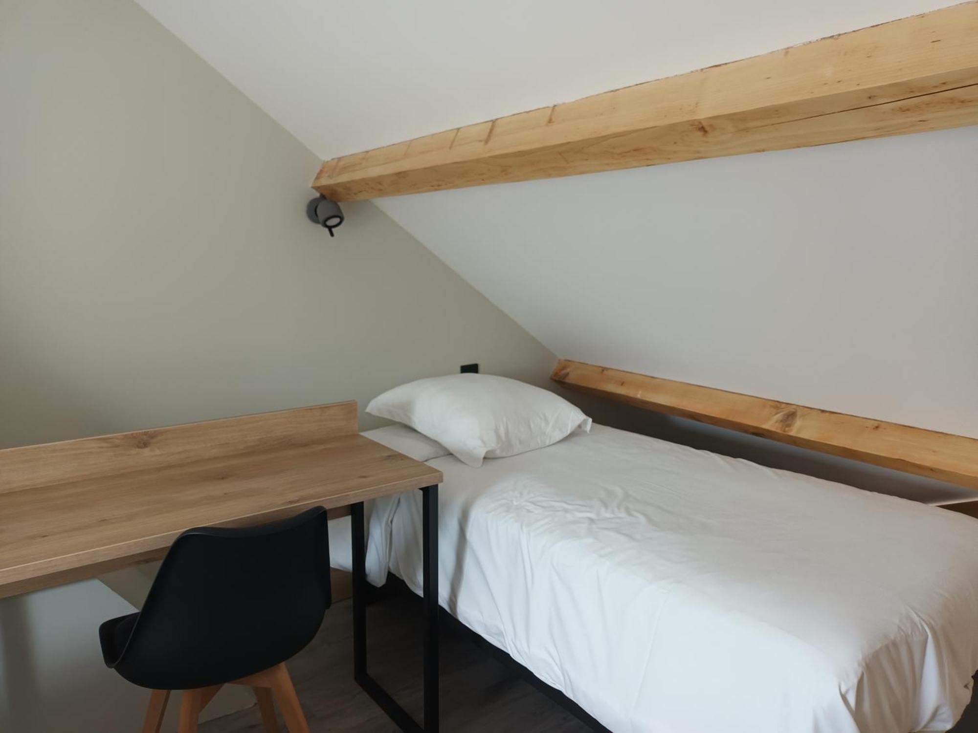 Hotel-Restaurant Logis L'Aubrac ラギオール 部屋 写真
